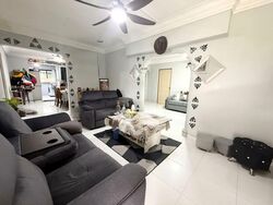 Blk 835 Woodlands Street 83 (Woodlands), HDB Executive #576516491